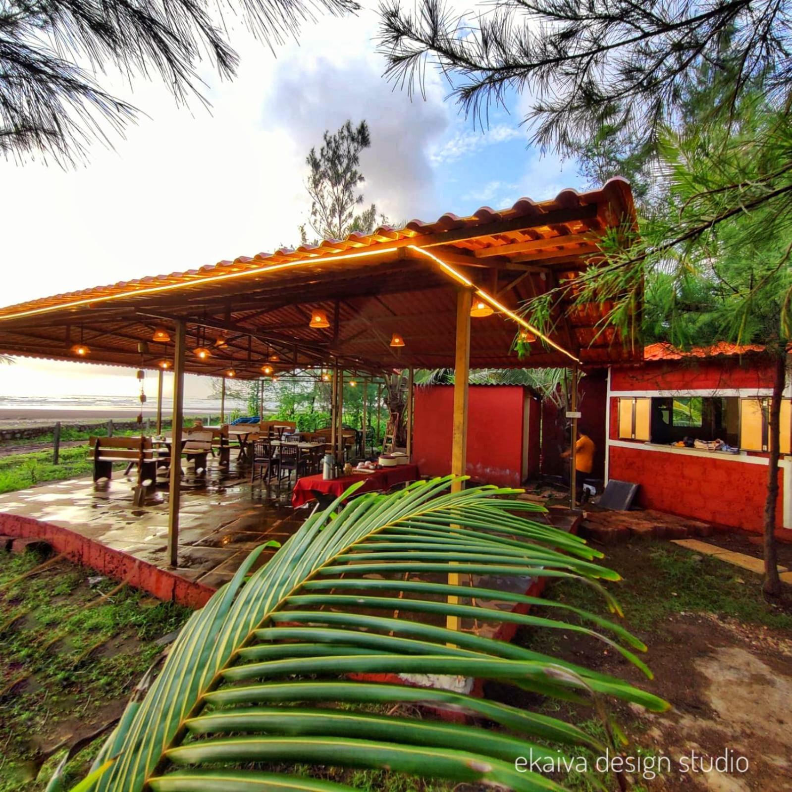 Konkantrip Beach Resort Dāpoli Exteriér fotografie